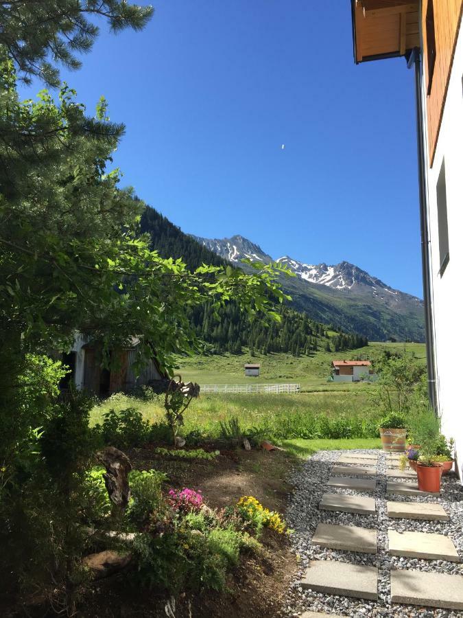 Nonas B&B Galtür Exterior foto